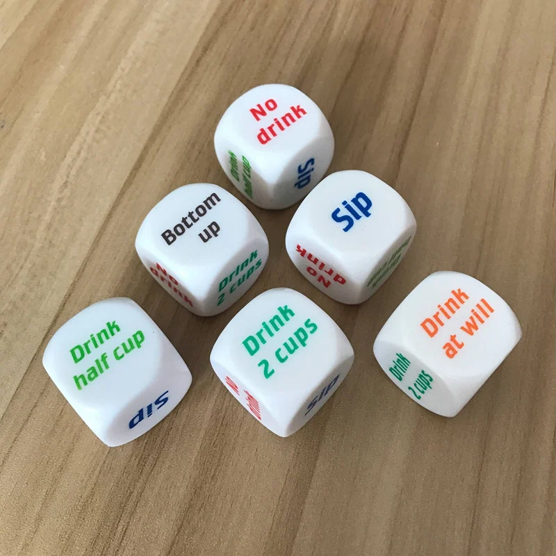 

Новые 5 шт./лот 25 мм кости акриловые закругленные углы Hexahedron цвет английский шрифт оригинальность английская поилка Wager игровые кости
