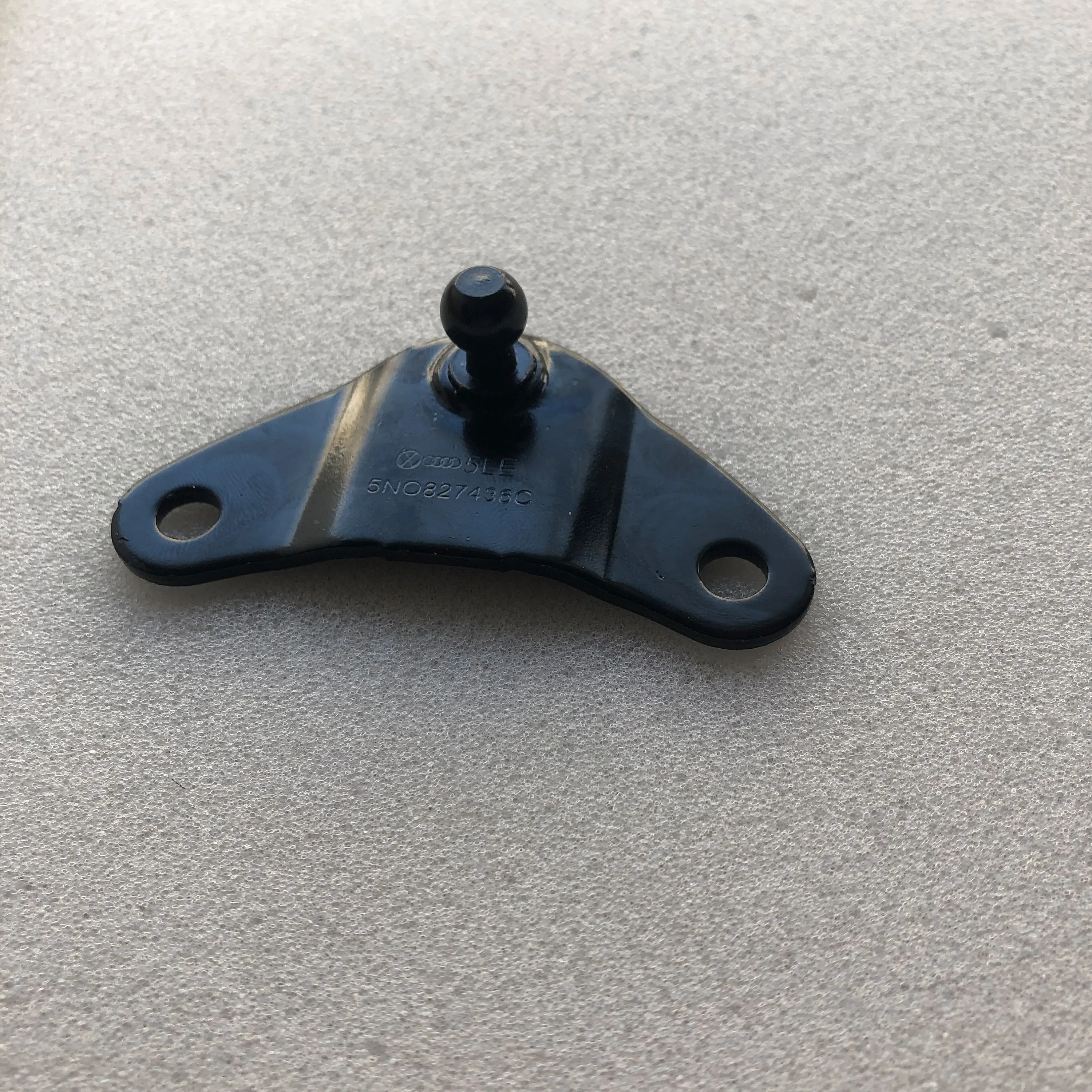 

Rear Right Tailgate Trunk Gas Filled Strut Bracket Inflatable support rod for VW TIGUAN OE:5N0827436C 5N0 827 436C 5N0 827 436A