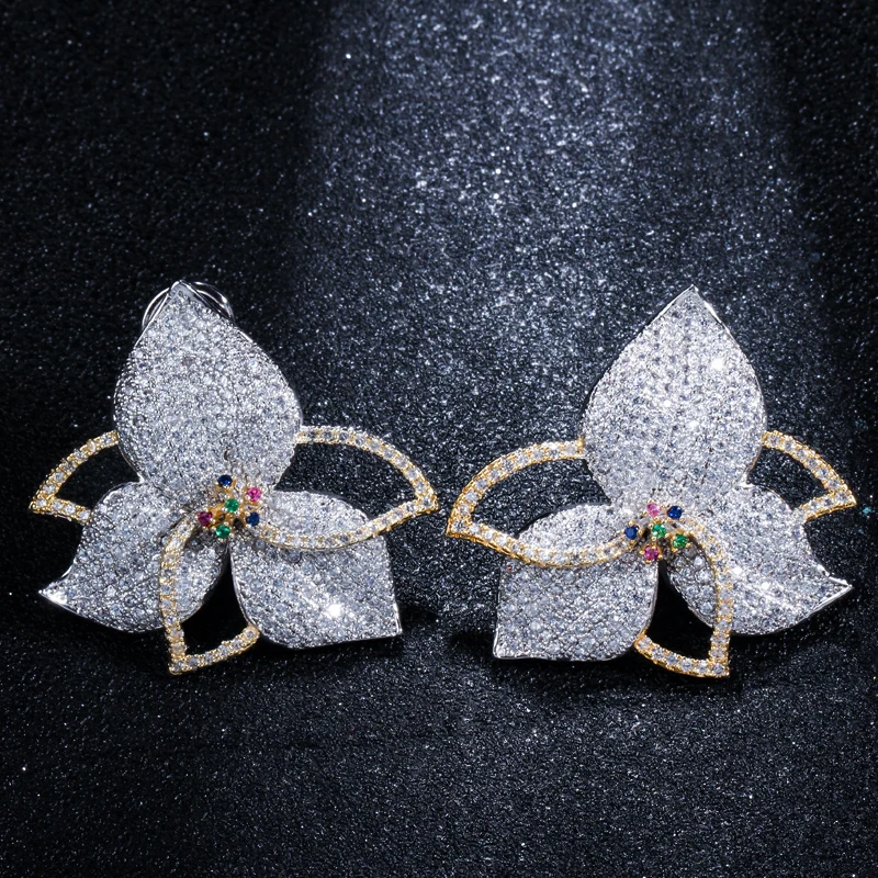 Женские серьги гвоздики с серебряным покрытием украшенные лепестками M02