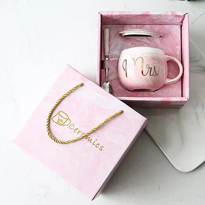 Pink Mrs B Gift Роскошная розовая Золотая керамическая мраморная кофейная кружка Mr Mrs, чашка для свадебных пар, подарки для влюбленных, кружка фарфоровая, молочный чай, чашка для завтрака - Цвет: Pink Mrs B Gift