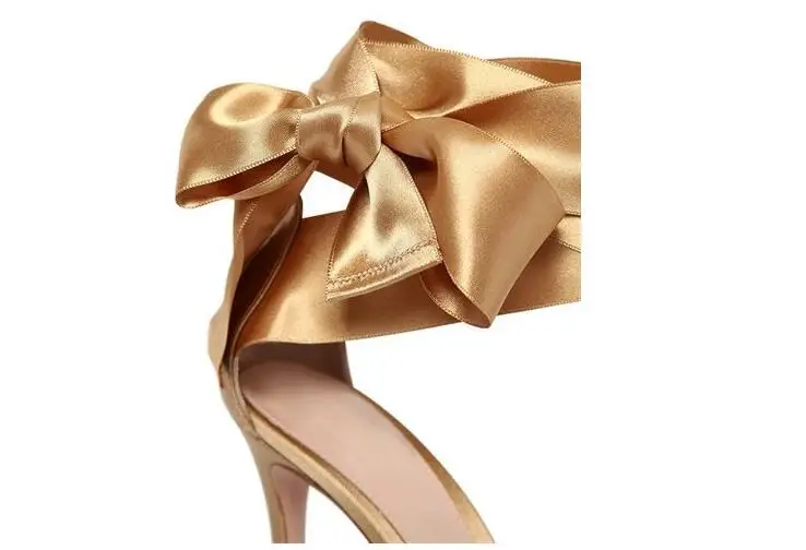 Золотистые шелковые туфли летние женские босоножки дизайнерские пикантные