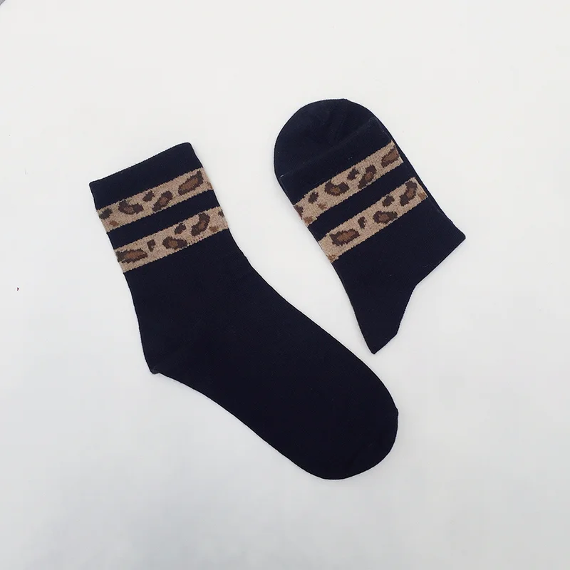 2019 Осенние новые японские леопардовые носки однотонные двухсеточные красные
