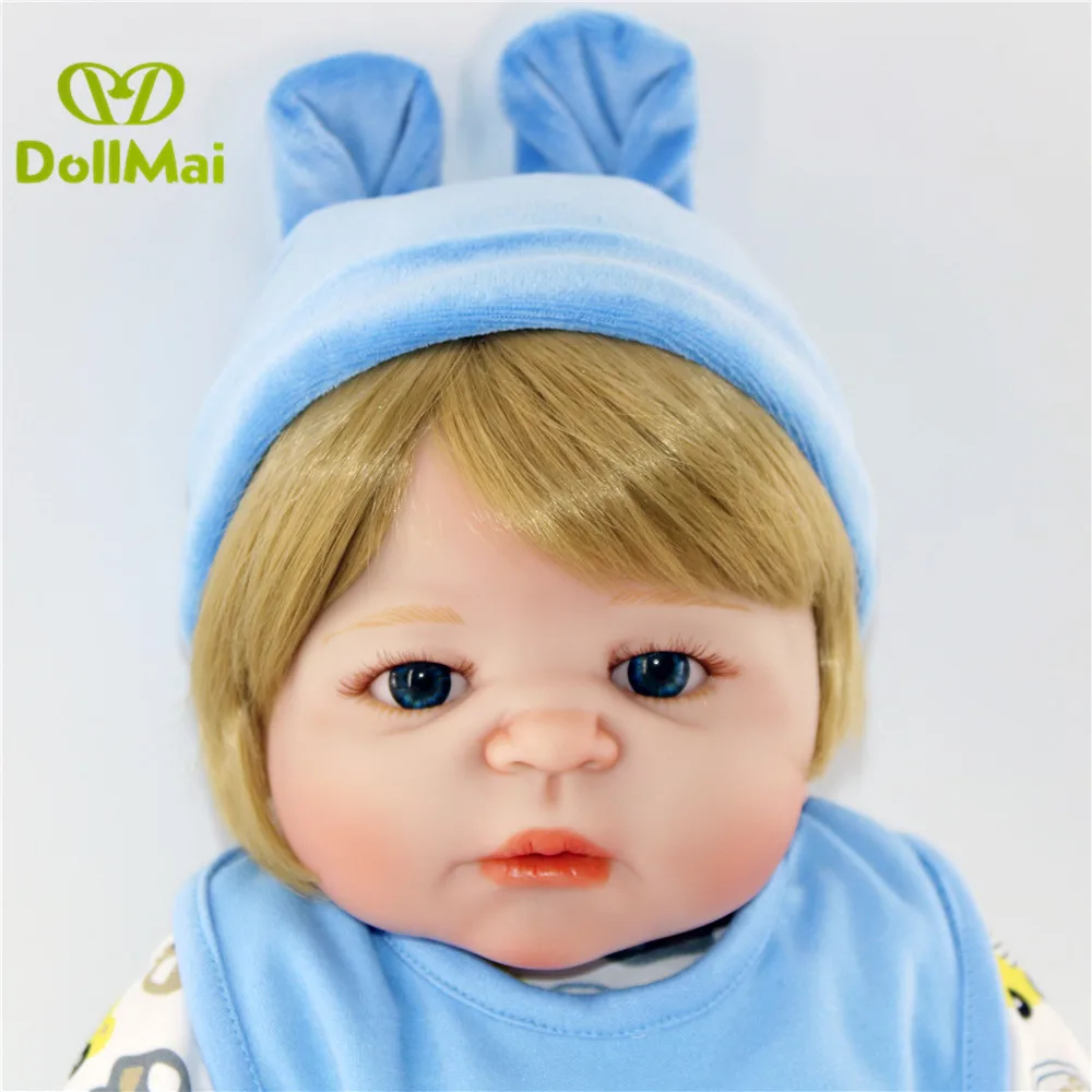 DollMai bebes reborn 57 см полностью силиконовый корпус Reborn Baby boy Кукла в симпатичном синем