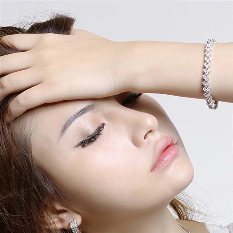 Женский браслет M1 из нержавеющей стали с кристаллами в римском стиле | Украшения