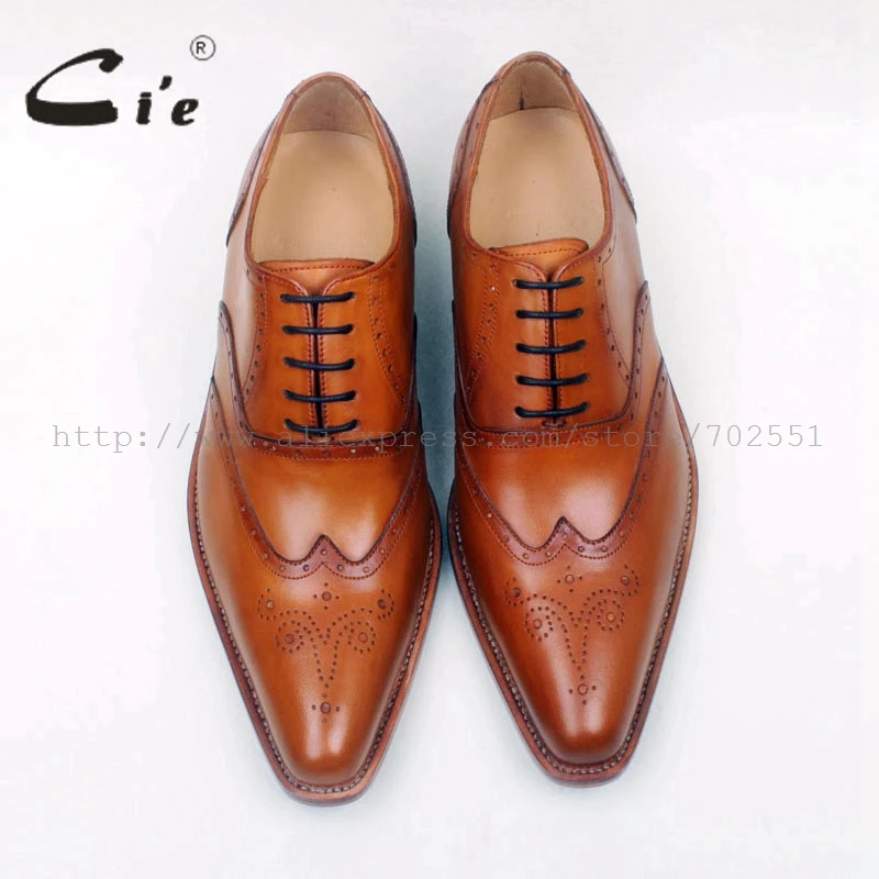 Мужские туфли-оксфорды на шнуровке с острым носком | Обувь