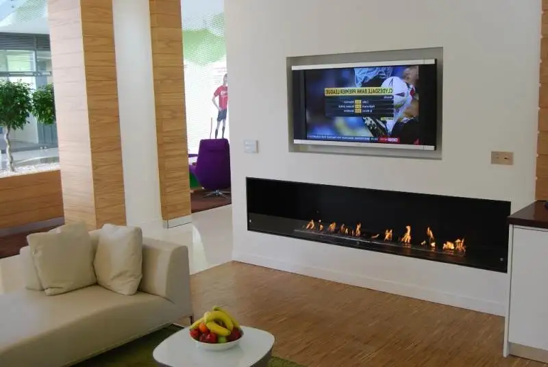 Inno-Fire  72  inch silver or black wifi real fire intelligent indoor auto fireplace on bioethanol