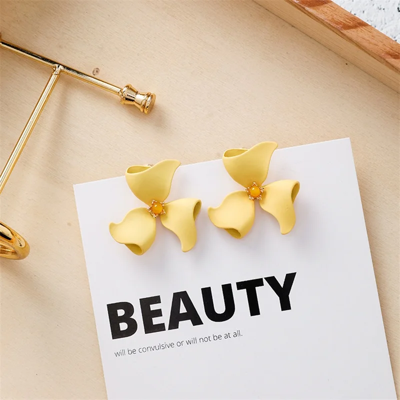 Корейские модные акриловые серьги растения цветы лепестки роз темперамент тренд