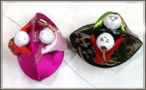 Wholesale 7*5cm 10Pcs Chinese Handmade Vintage Silk Jewelry Boxes With2cute Baby Dolls | Украшения и аксессуары