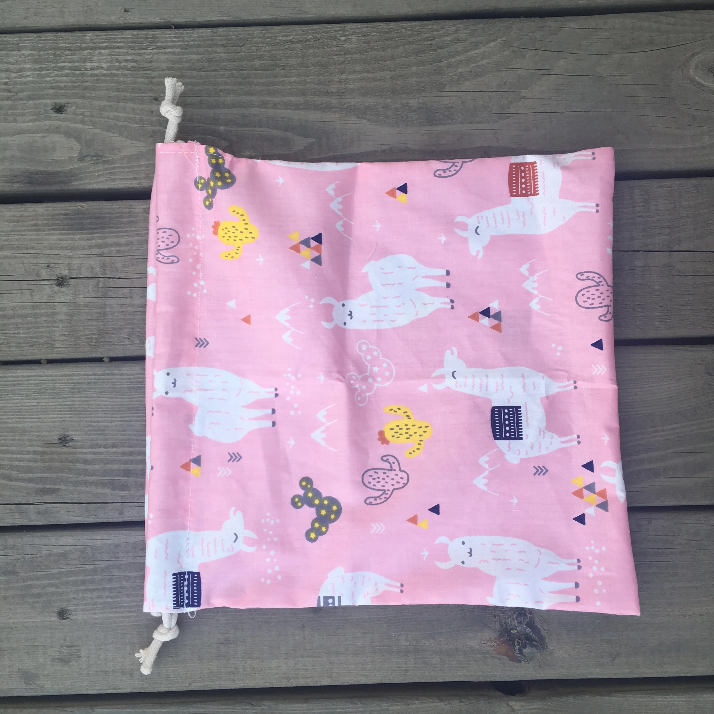 Cotton Twill Drawstring Multi-purpose Bag Party Gift Cactus Animals Alpaca Pink Base YL75 | Багаж и сумки