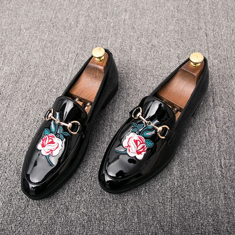 Мужские лоферы с цветочной вышивкой и металлическим декором Mocassin Homme