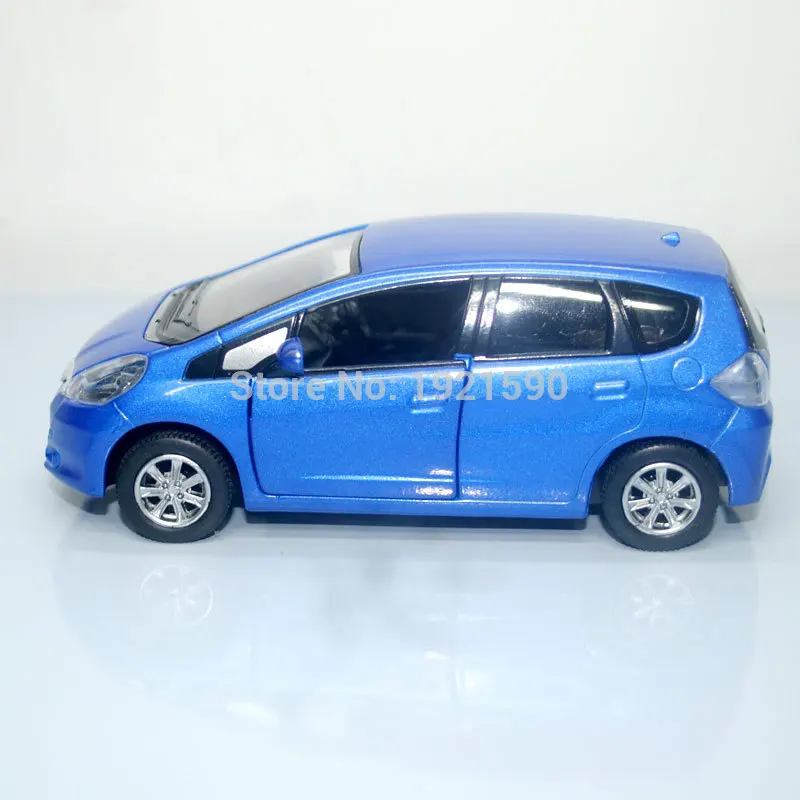 Абсолютно новые детские игрушки UNI 1/36 HONDA FIT литые под давлением металлические