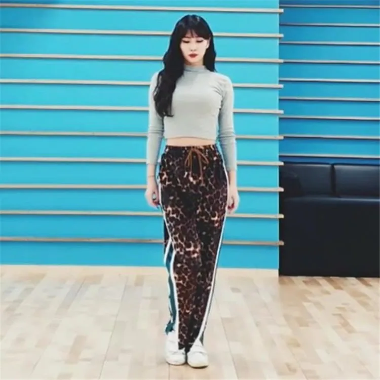 Kpop TWICE Momo же леопардовые бархатные штаны с высокой талией женские корейские Harajuku стильные спортивные штаны Осенние теплые брюки женская одежда