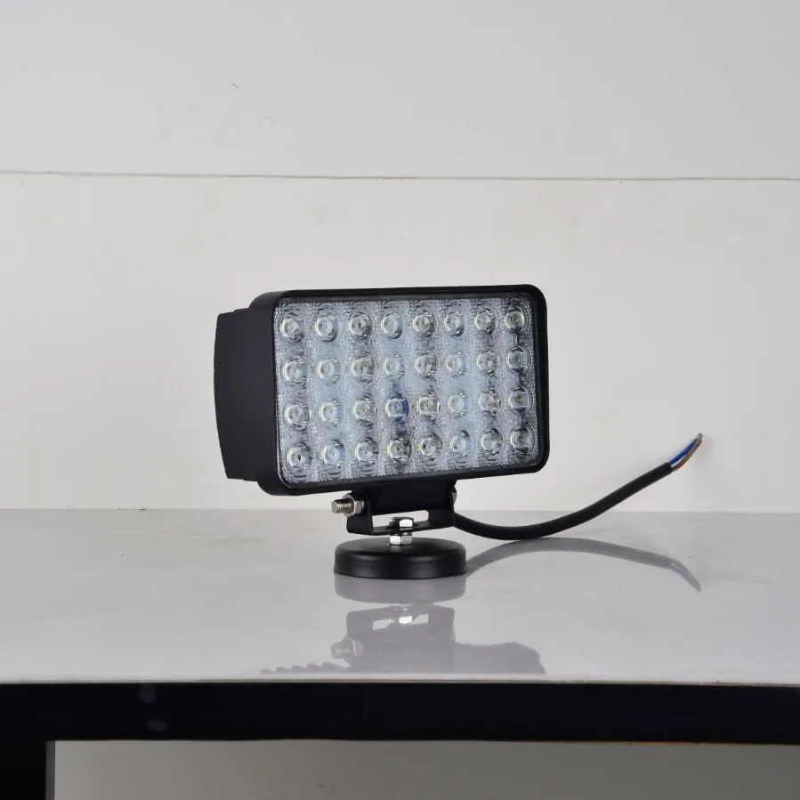 

GERUITE 96W LED Spotlight Car Rectang Lights For Truck SUV Boating Hunting Fishing IP67 Waterproof Work Light Car LED SpotLights