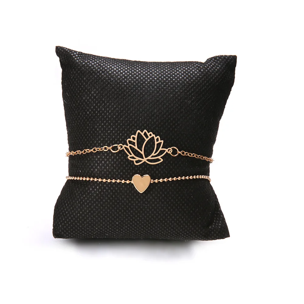 

Rinhoo 2021 New Simple Female Personality Hollow Lotus Gold Bracelets Christmas Bangle Gift for Women Classic Trend Jewelry