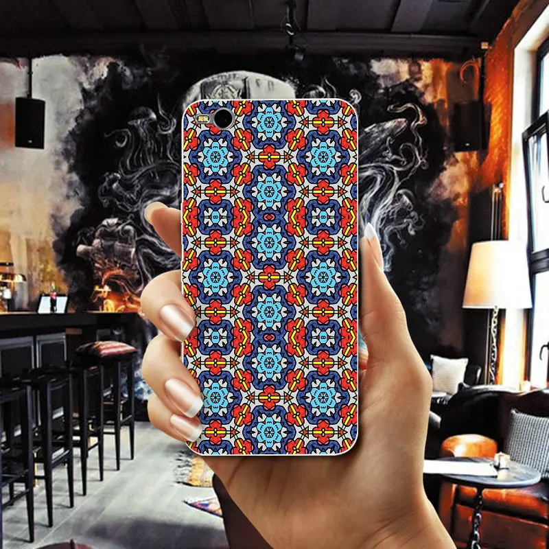 Circles Art Pink Black Tablecloth For HTC One M7 M8 M9 M10 E9 Plus U11 A9 Desire 530 630 626 628 816 820 Soft Mobile Phone Cases |