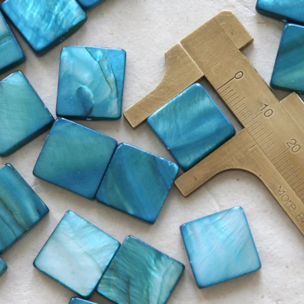 

2017 New Arrival Direct Selling Round-brilliant-shape Wholesale Fashion Diy 15mm Teal Shell Beads For Jewelry Making