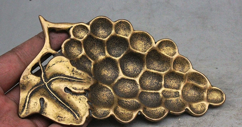Marked Folk China Old Bronze foliage grape shape Statue ashtray card tray holder | Дом и сад