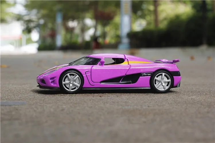 ZXZ 1:32,, Koenigsegg, модель суперавтомобиля из сплава, литая под давлением, игрушечная электронная машина, классические детские игрушки