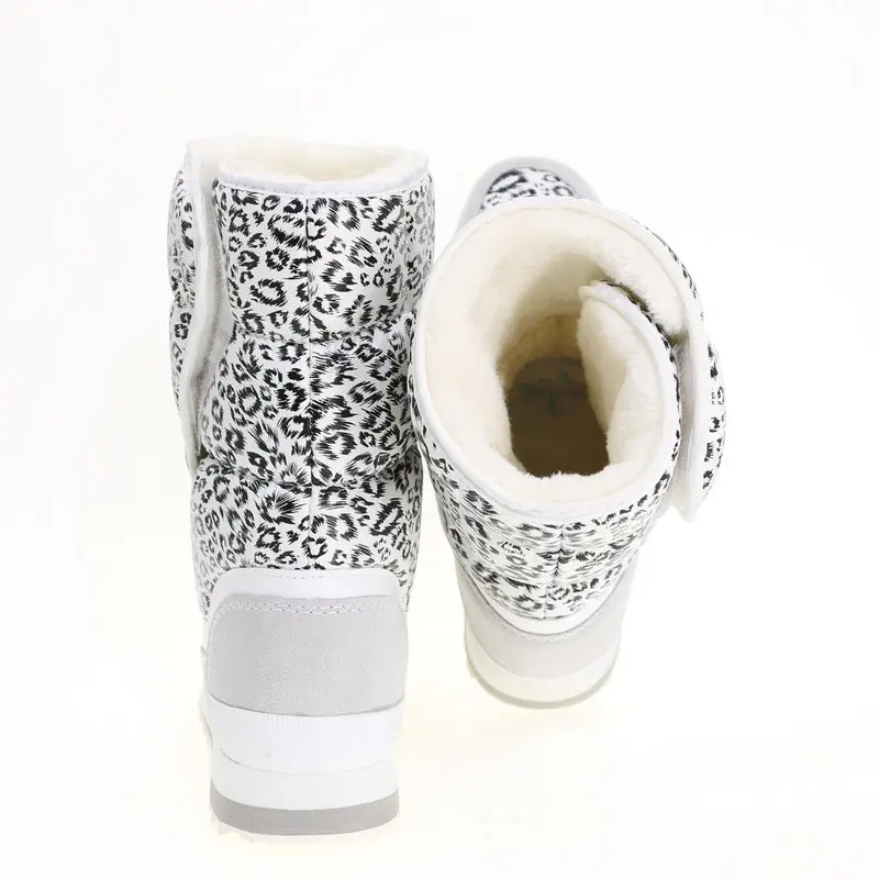 Женские ботинки с белым леопардовым принтом зимние теплые большого размера