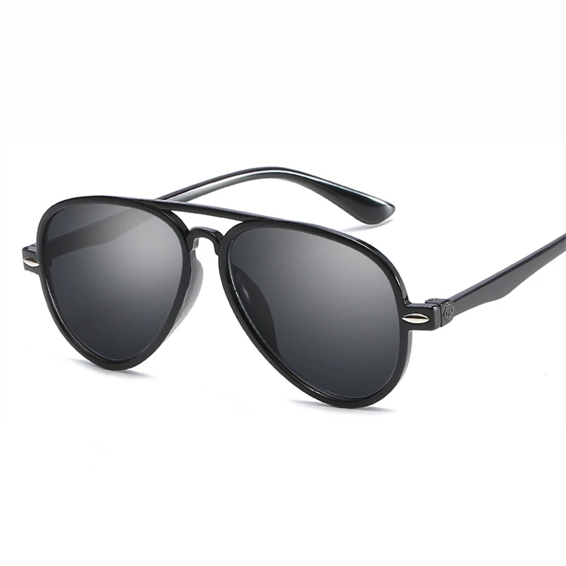 

Fashions new children's Sunglasses boy girl anti UV decorate Travel tourism sun glasses color film children's mirror OEM