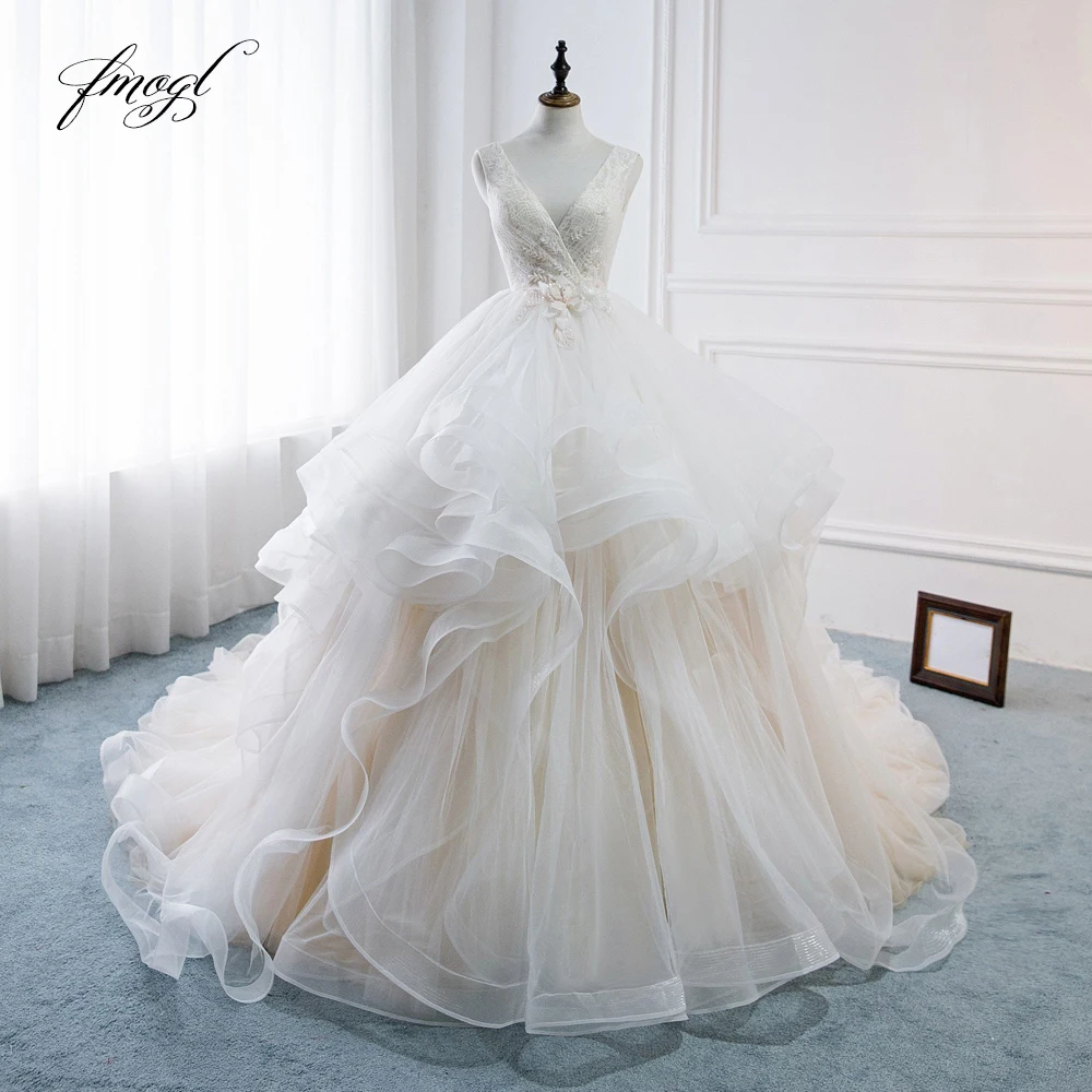 

Fmogl Sexy V Neck Ruffles Ball Gown Wedding Dresses 2022 Sleeveless Flowers Beaded Court Train Bride Gwon Vestido De Noiva