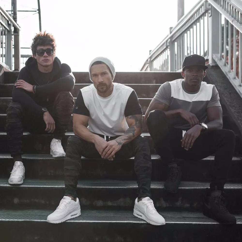 2017 новая летняя повседневная одежда Черный и белый цвета лоскутное фитнес