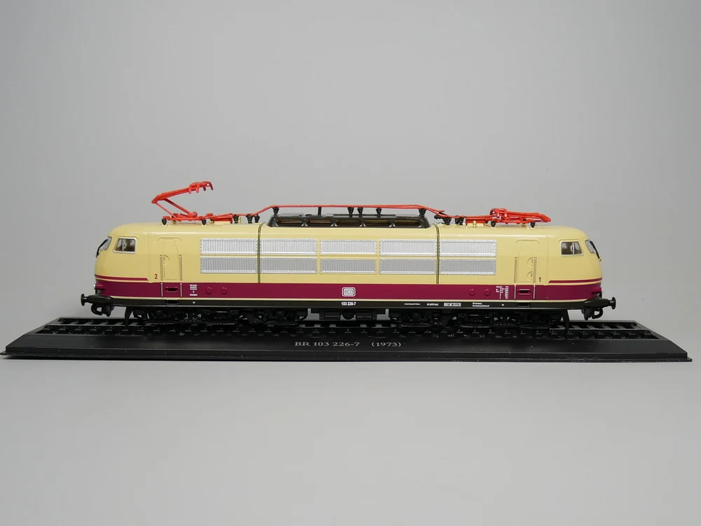 Модель в масштабе Ho Atlas 1:87 поезд BR 103 226 7 1973 литый под давлением модельный