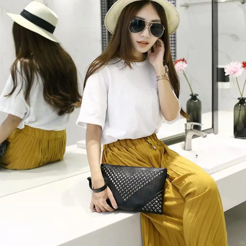 Женские кожаные сумки высокого качества через плечо с заклепками женские