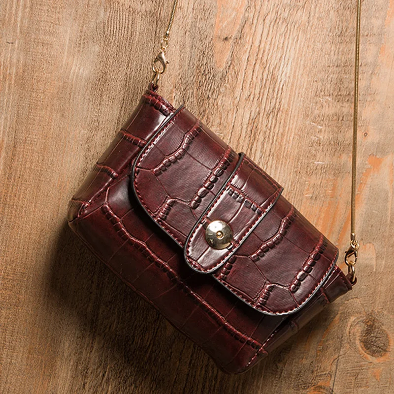 ДЖОЛИ FEMME Кожаный Мини Квадратных Сумки Весна Новый Стиль Сумка Почтальона