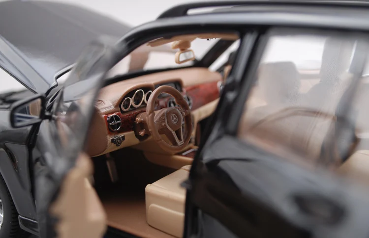 1:18 Модель автомобиля Mercedes Benz GLK300 GLK350 класс черный имитация сплава|Статуэтки и