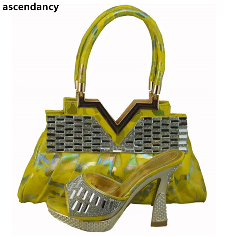Женские туфли желтого цвета в итальянском стиле с подходящими сумками|shoes with matching