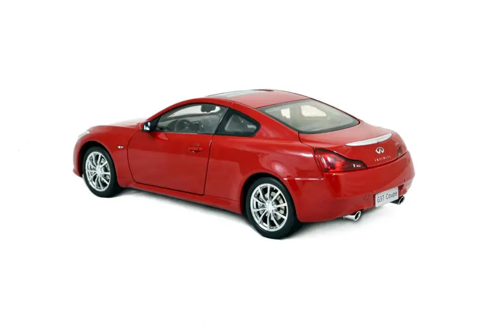 Paudi модель 1/18 1:18 1 18 масштаб Infiniti G37 купе 2013 Красная литая под давлением автомобиля
