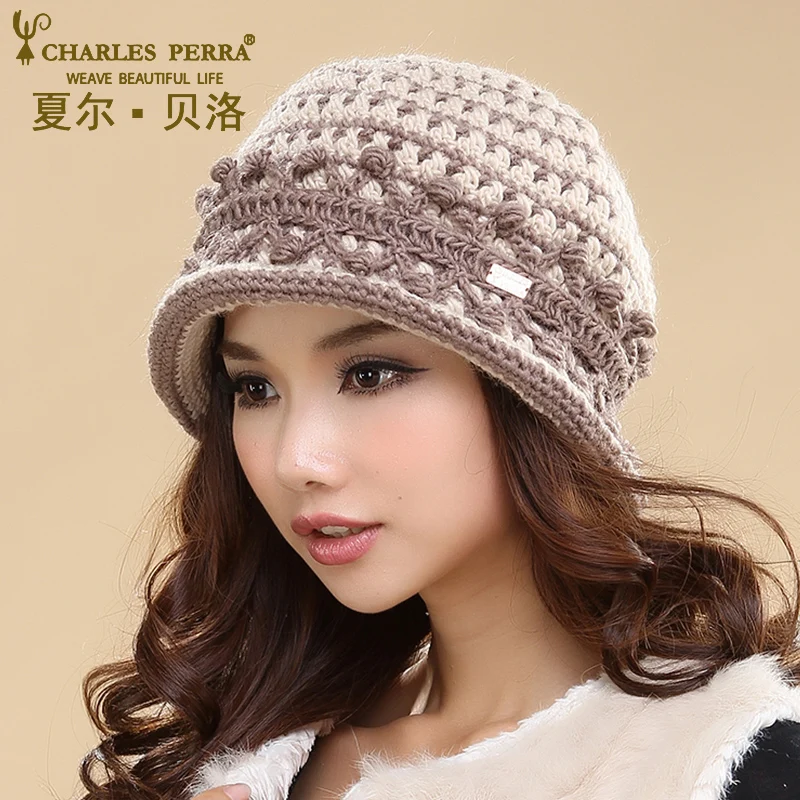 Женская шерстяная шапка Charles Perra зимняя плотная двухслойная теплая вязаная
