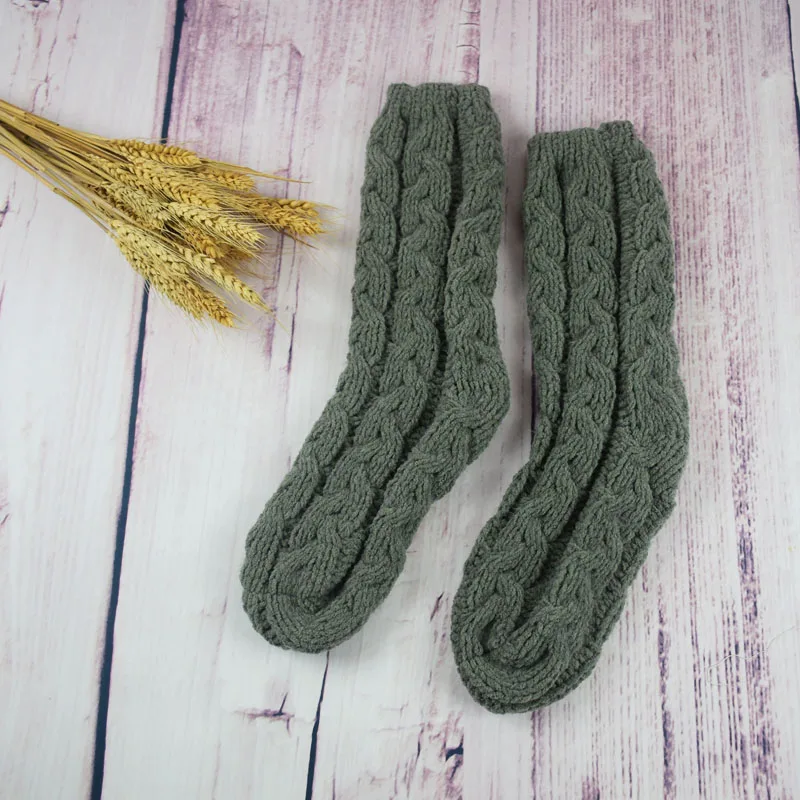 Green ZZIYEETTM/1 пара, женские и для девочки Тапочки, удобные носки-тапочки в винтажном стиле, зимние толстые вязаные пушистые бархатные носки - Цвет: Green