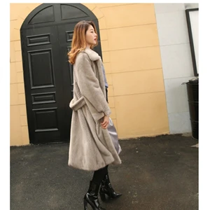 Женское длинное пальто из натурального меха норки с отложным воротником