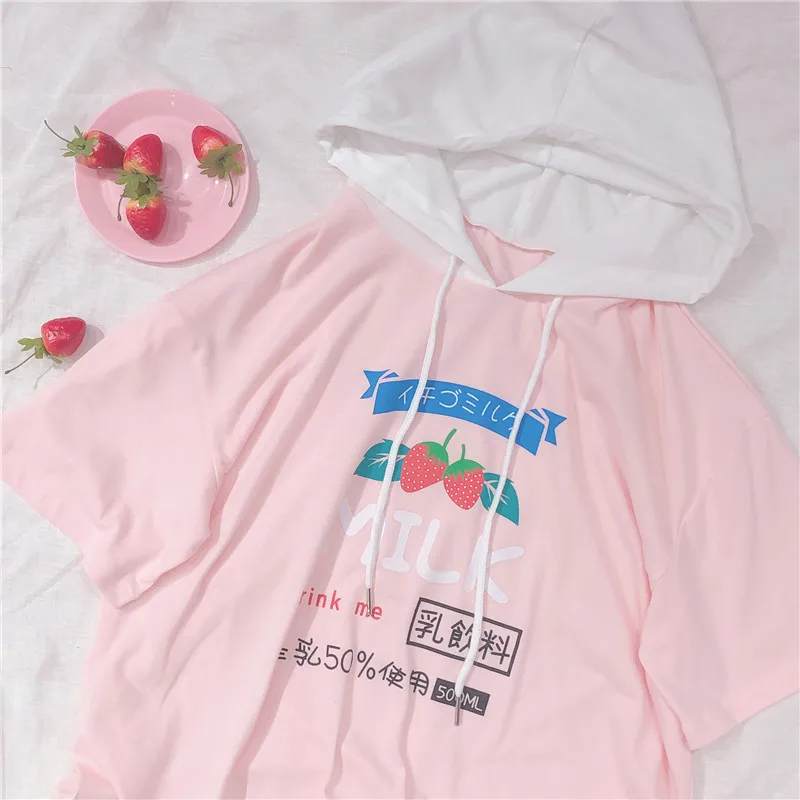 Harajuku/Милая женская футболка с принтом клубники, с капюшоном, с коротким рукавом, футболка, кавайный пуловер для девушек, студентов, летние молочные футболки с узором из букв