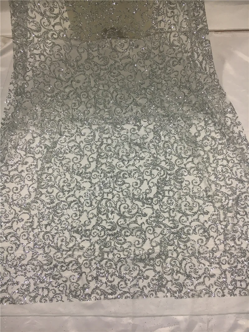 Серебристый цвет красивый дизайн блестящее оформление последняя модель