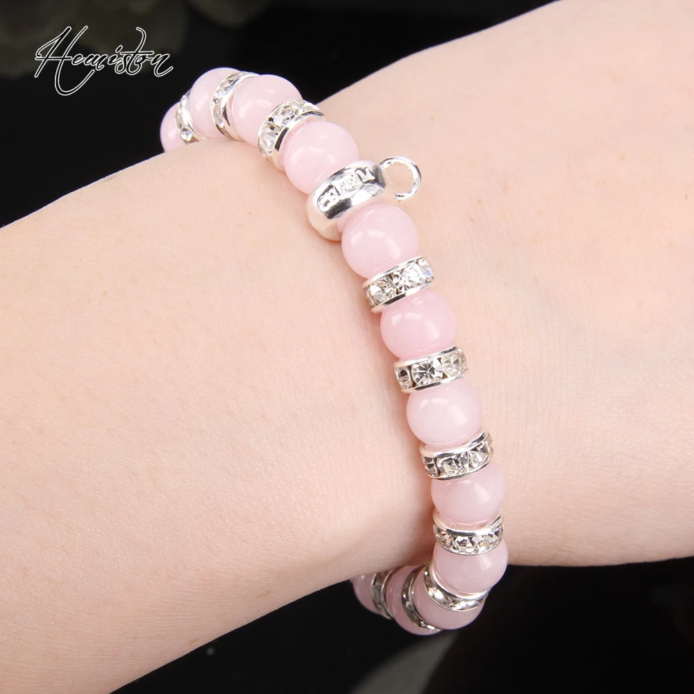 Розовый браслет из бисера в стиле Томаса с фирменной подвеской гламурные