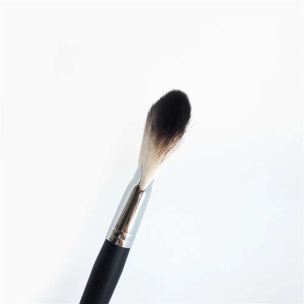 Щетка для макияжа All of Beauty большой веер из шерсти козы очень порошок бронзатор