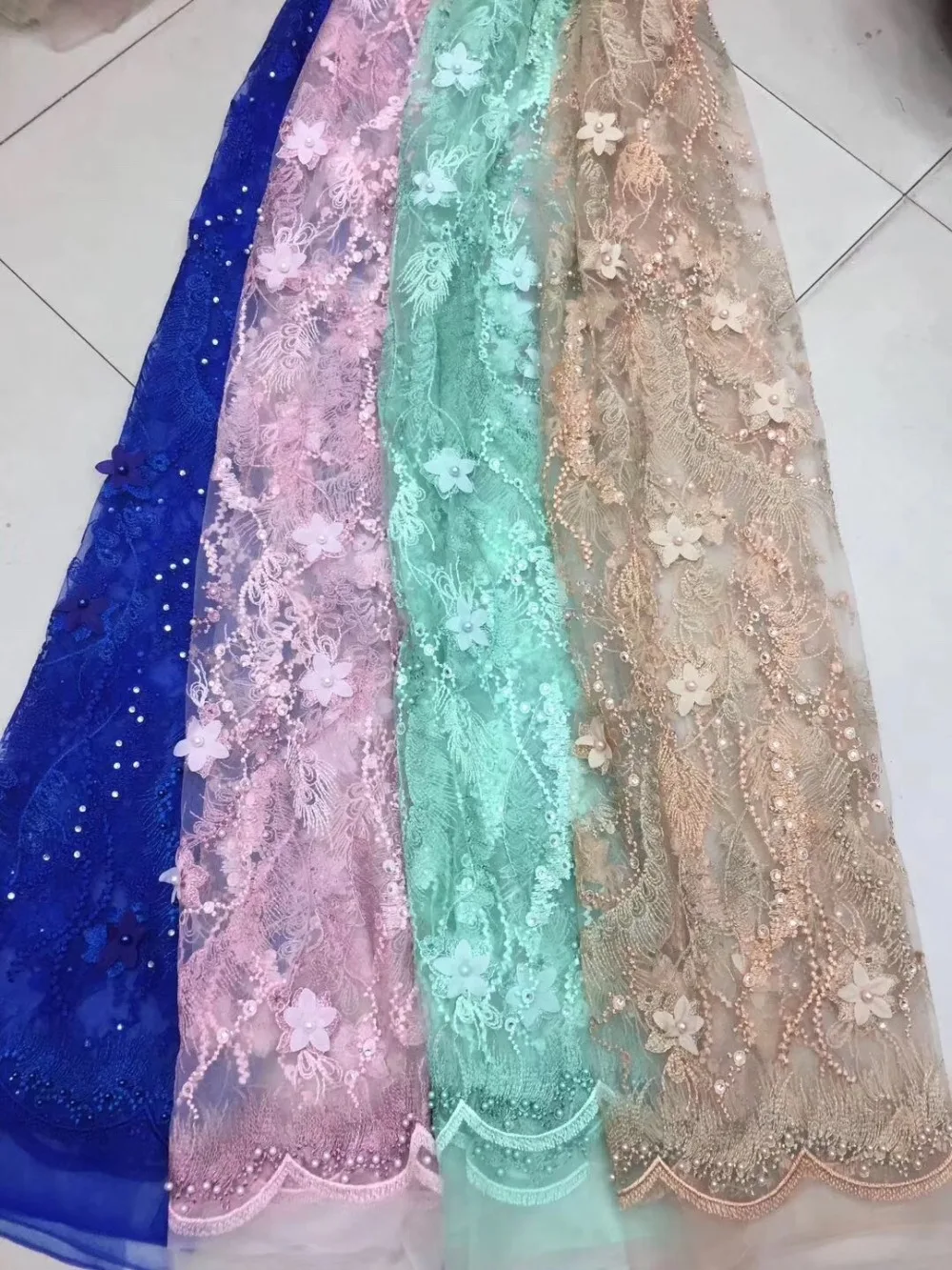 Первоклассная французская сетчатая кружевная ткань с бусинами и 3D аппликацией