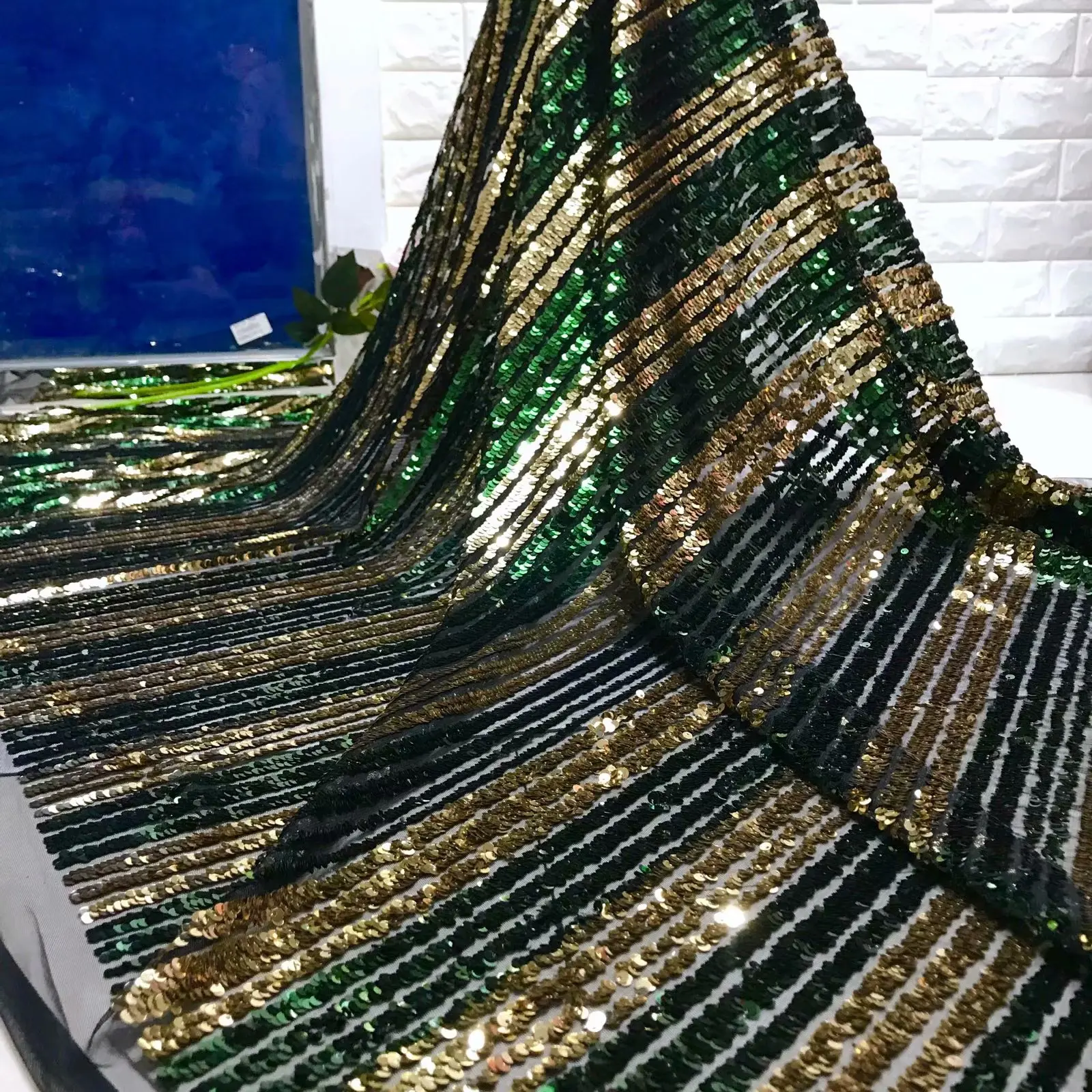 Beautifical Net african lace fabrics New arrival 5 centimeter two-tone sequins embroidery net lace fabric for dress ML5N576