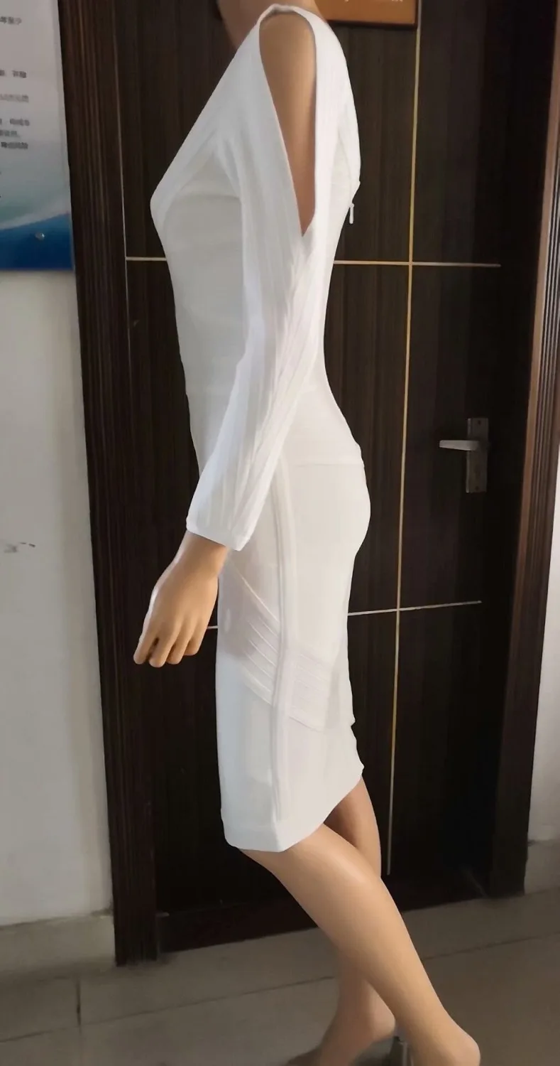 Белое Бандажное платье с длинным рукавом и открытыми плечами белое вечернее