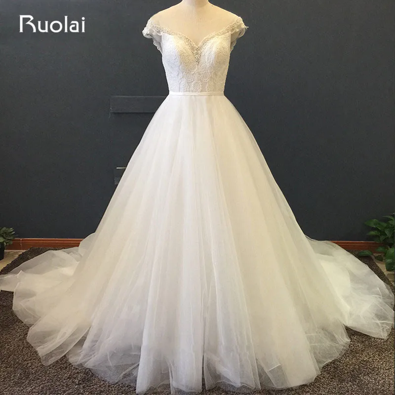 Реальное фото элегантные платья с треугольным вырезом а силуэта аппликацией из