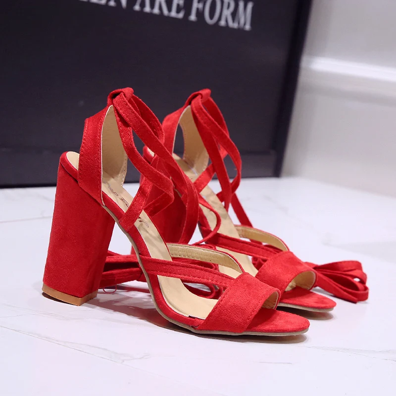 Босоножки Bomlight женские с ремешком на щиколотке пикантная обувь каблуке