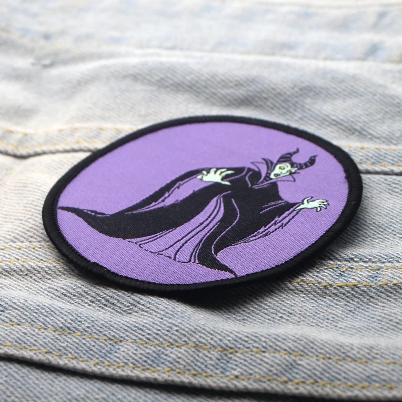 P3600 Dongmanli Maleficent вышитые аниме сшить железо на Аппликации значок для одежды