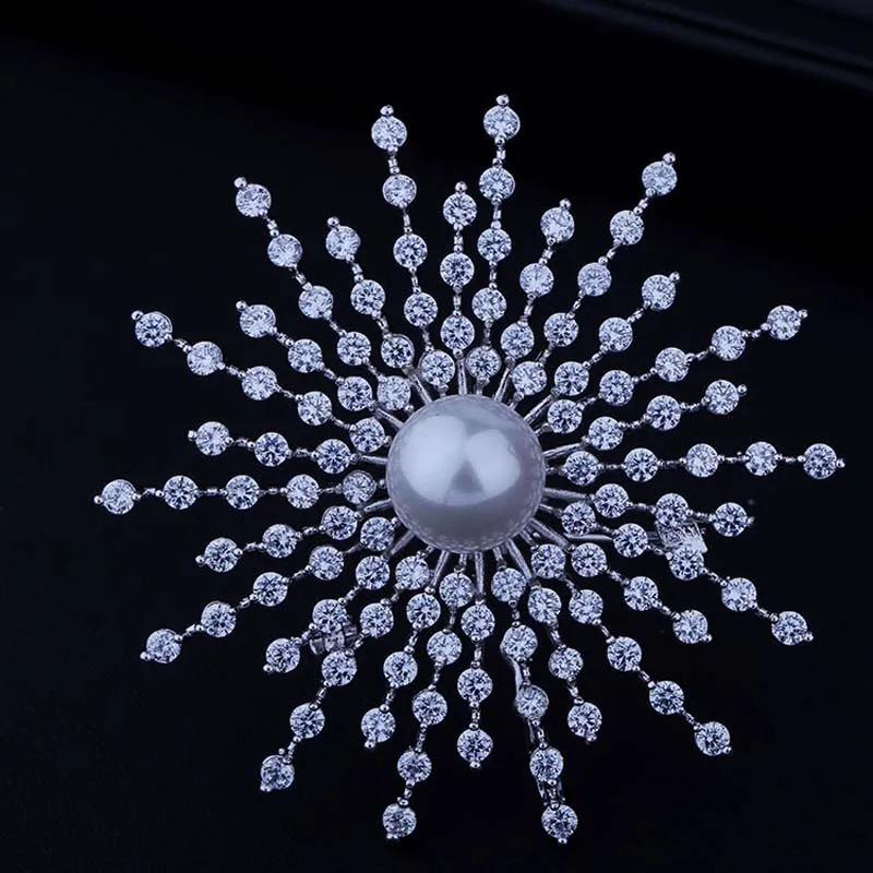 Брошь в виде Красной елки Новое поступление роскошная брошь форме красивой