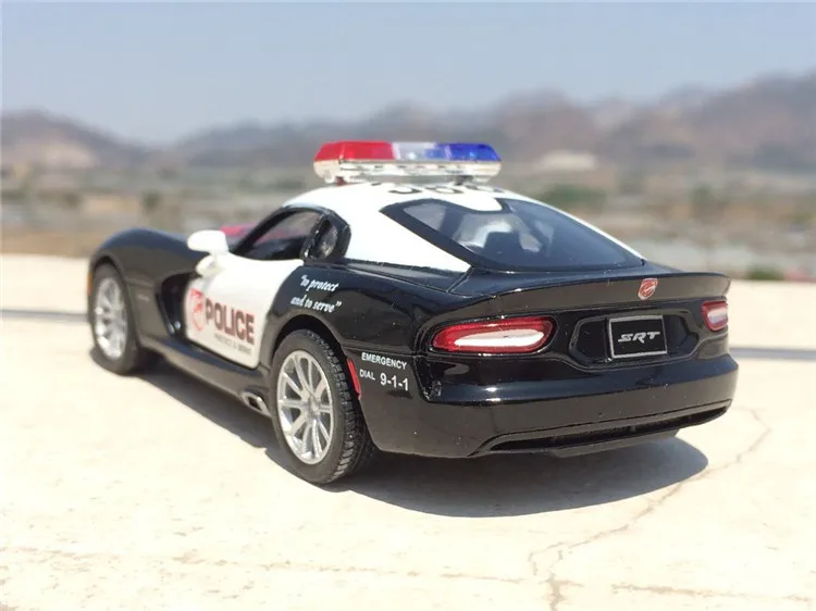 1:36 Масштаб высокой имитации сплава тянуть назад модель автомобиля Dodge Viper