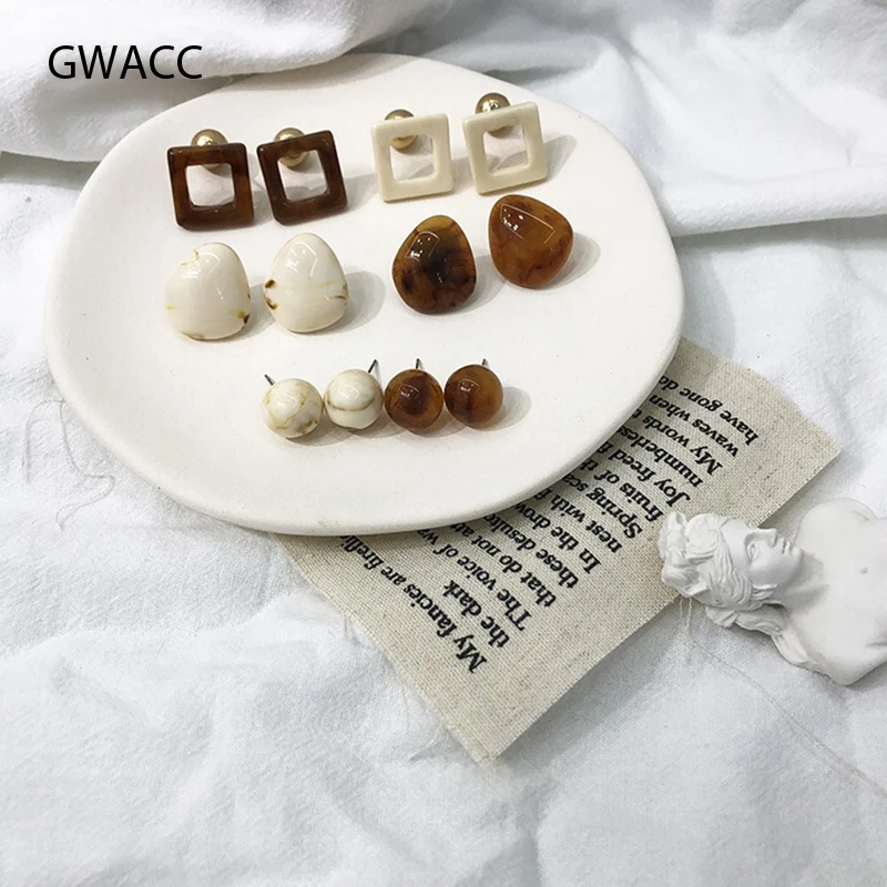 GWACC Acrylic Stone Big Stud Earrings for Women Simple Chic Red Geometric Square Hollow Resin Fashion Jewelry | Украшения и