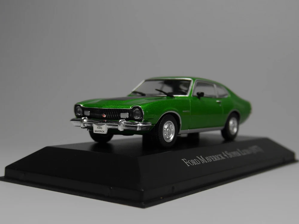 Авто ИНН иксо 1:43 Ford Maverick 4 супер люксо 1977 литая модель автомобиля|ixo 1:43|diecast model