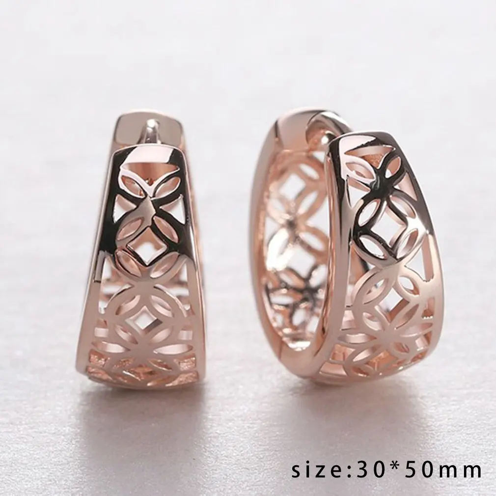 

New Antique Vintage Women Earrings Elegant Charms Women Hollow Out Earrings Jewelry Valentine Gift for Ladies Women Girls Cool